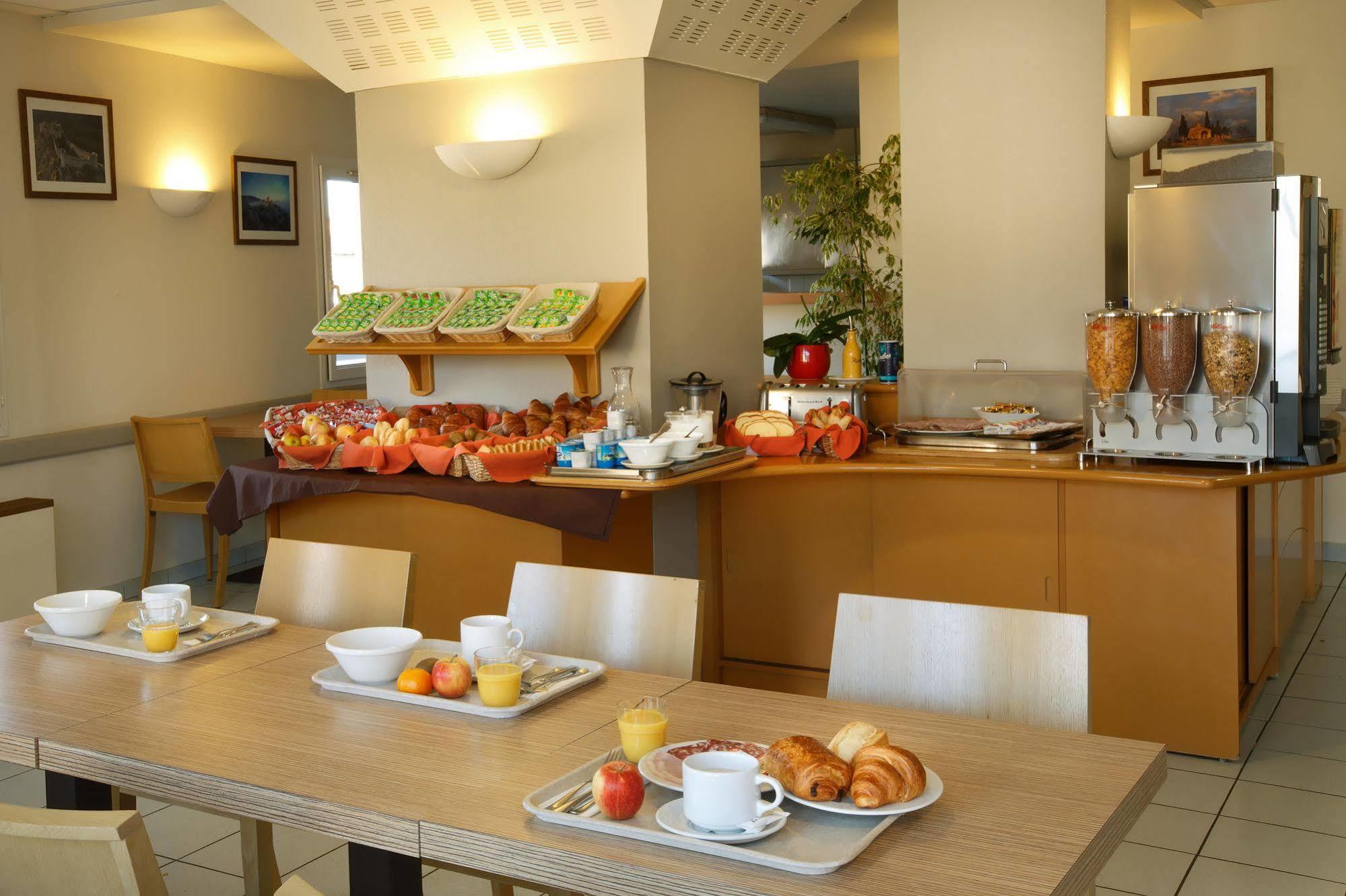Hotel Espace Cite Carcasona