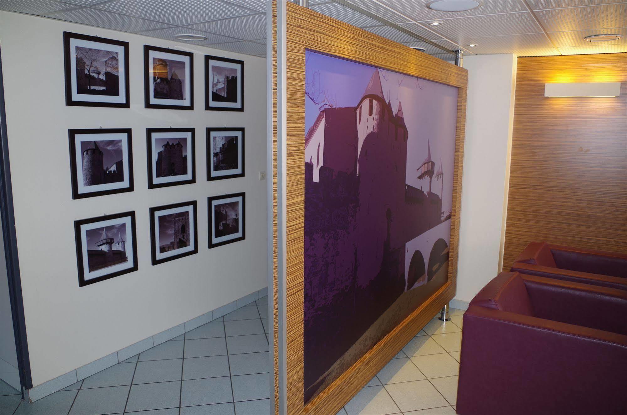 Espace Cite 2*